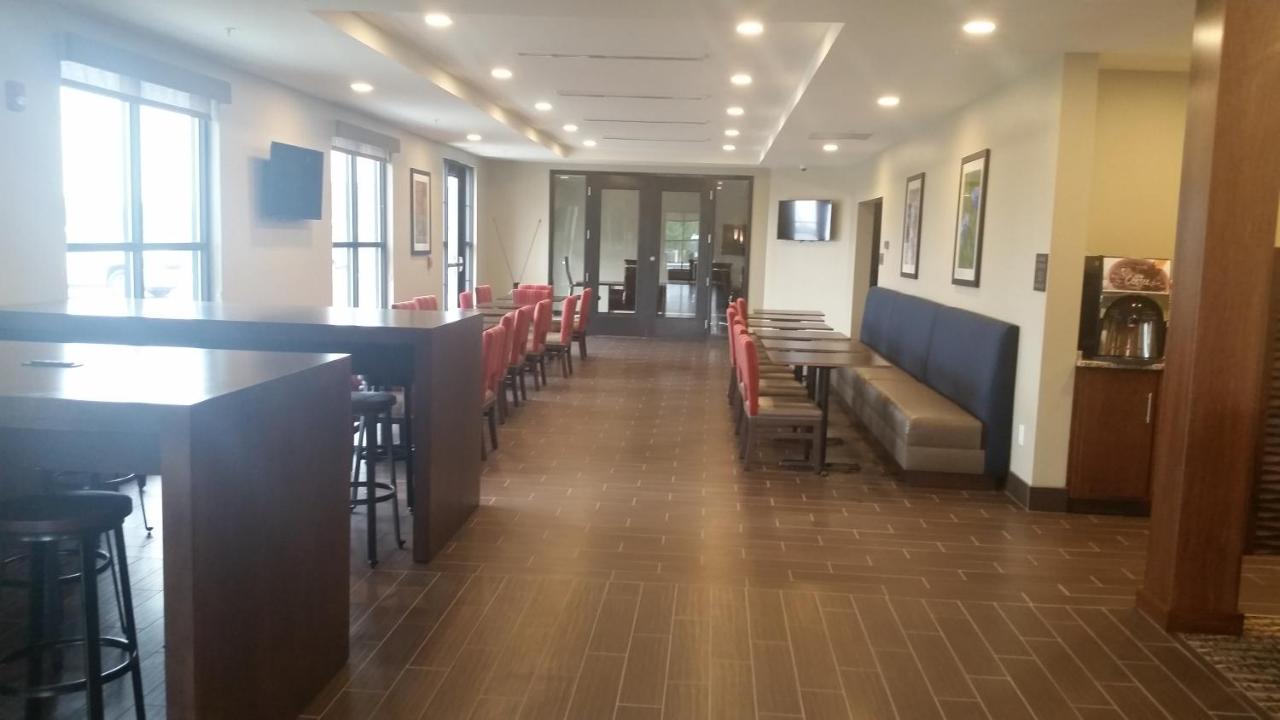 Comfort Inn ホワイトハウス エクステリア 写真